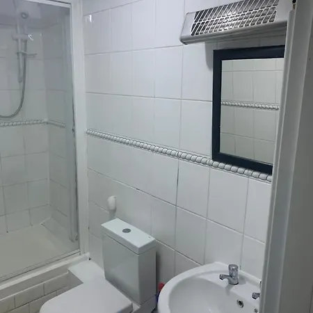 Lovely 1-bed In Leeds Apartment